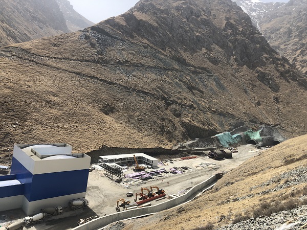 5天堑变通途，“天山”来护航.jpg